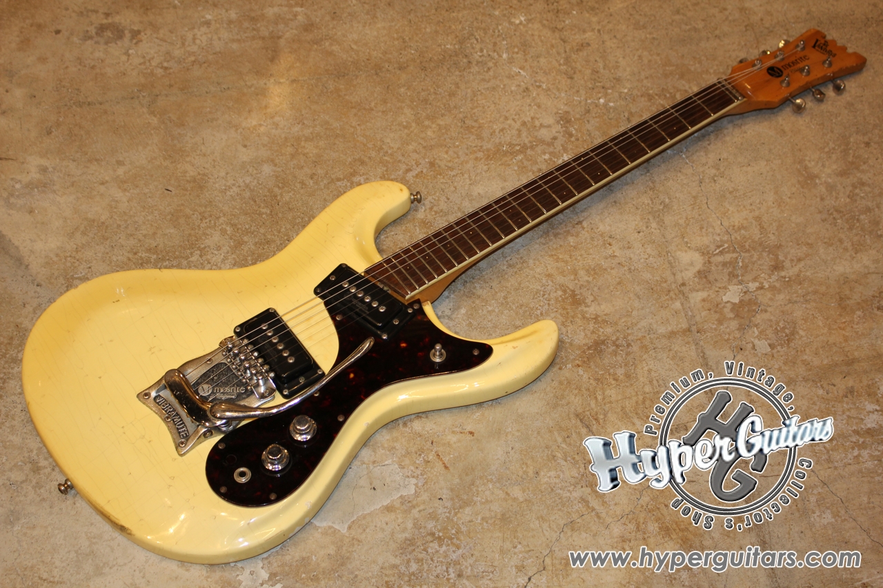 Mosrite '65 The Ventures Model - パールホワイト - Hyper Guitars
