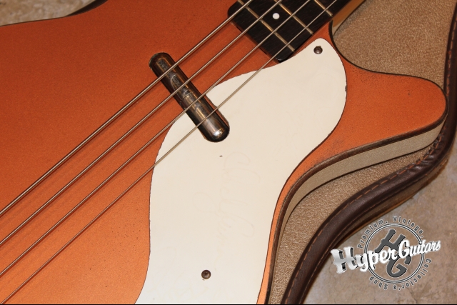 Danelectro ’60 #3412 Short Horn Bass