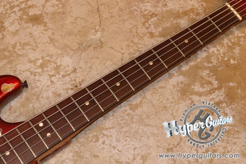 Fender ’66 Bass V