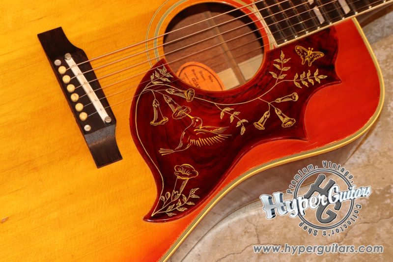 Gibson ’65 Hummingbird