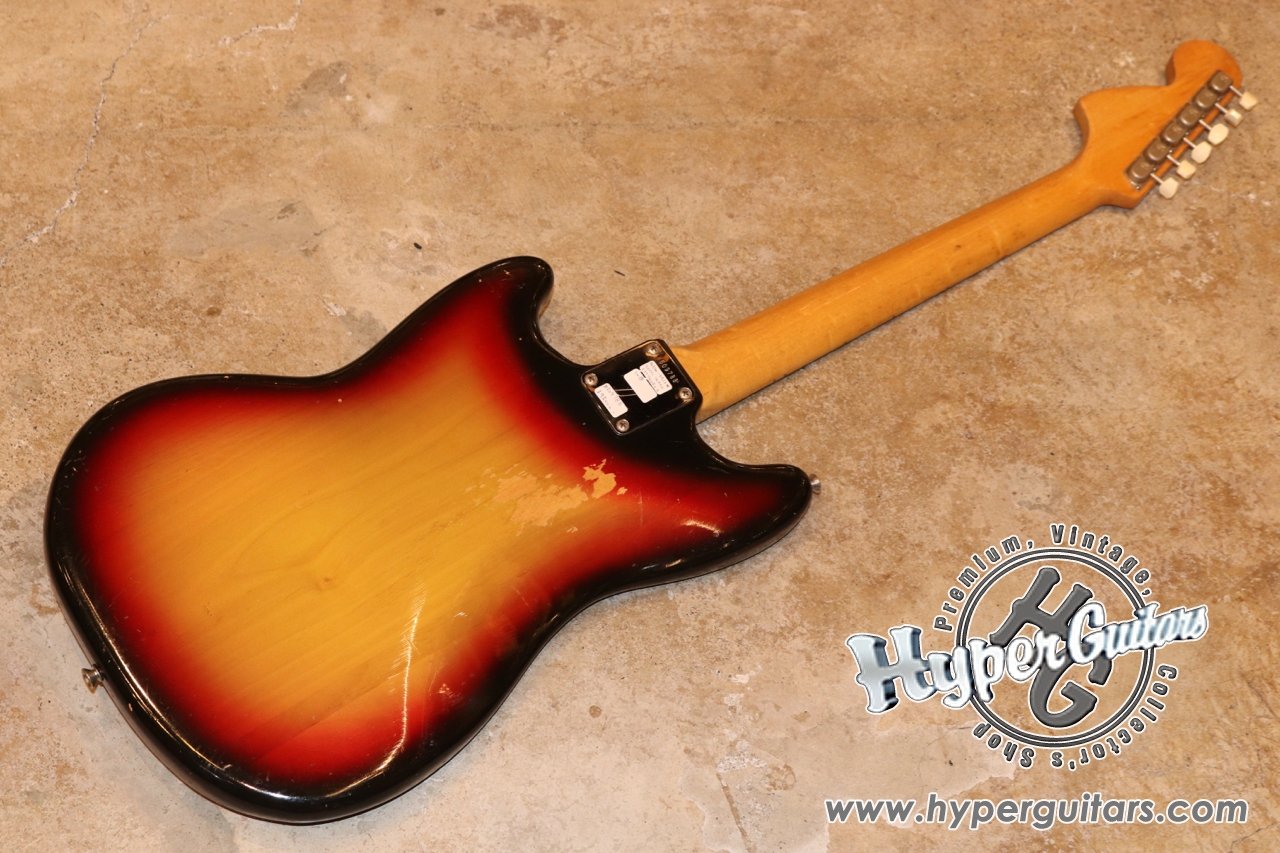 Fender '74 Mustang - サンバースト / ローズ - Hyper Guitars