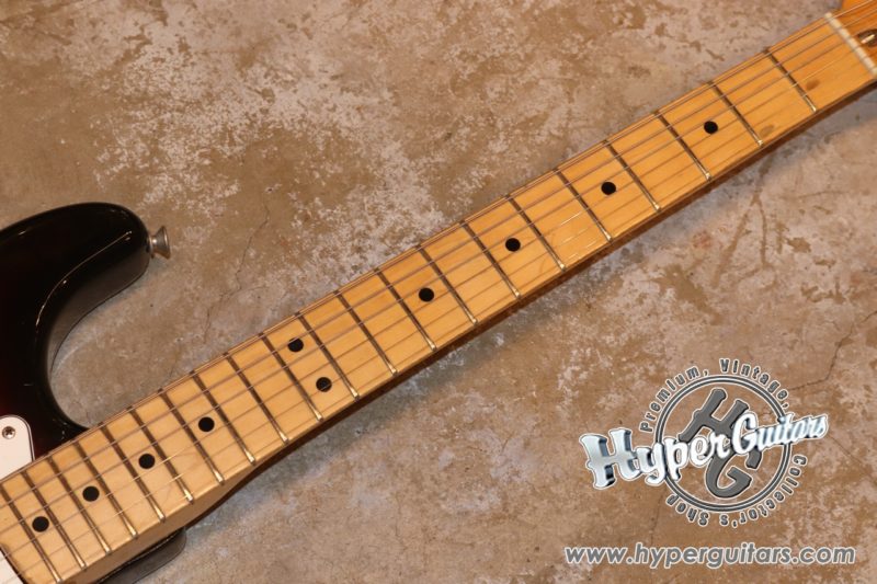 Fender ’75 Stratocaster