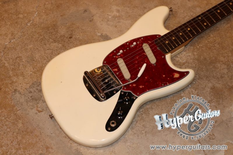 Fender ’64 Mustang
