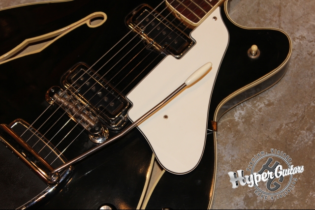 Fender '67 Coronado II - ブラック - Hyper Guitars | ヴィンテージ