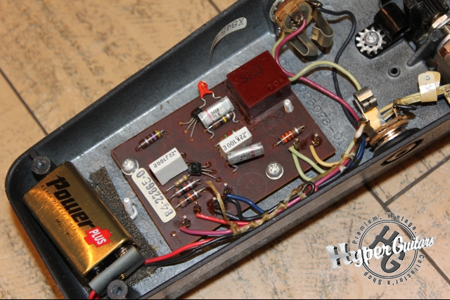 Jen 70's Cry Baby Wah-Wah - ブラック - Hyper Guitars ...