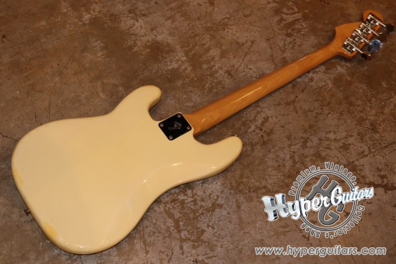 Fender ’78 Fretless Precision Bass