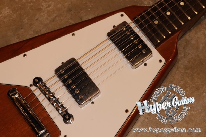 Gibson ’75 Flying V
