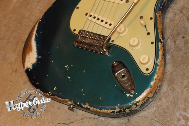 Fender ’64 Stratocaster