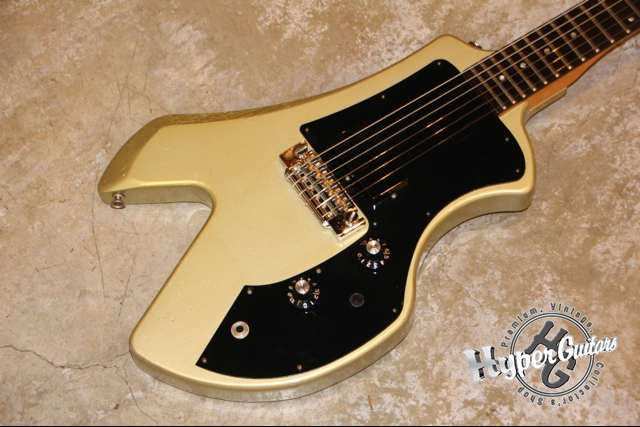 Gibson ’83 Corvus