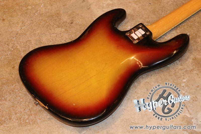 Fender ’71 Jazz Bass