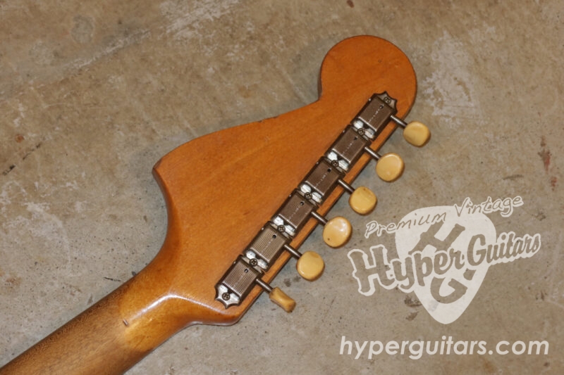 Fender ’64 Mustang
