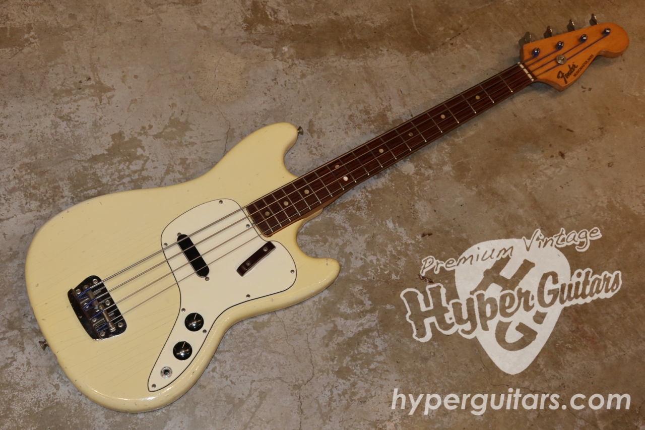 Fender '70 Musicmaster Bass - ホワイト - ハイパーギターズ Hyper