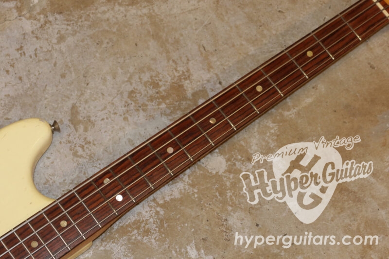 Fender ’70 Musicmaster Bass