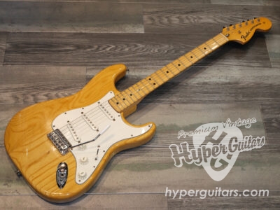 Fender ’72 Stratocaster Fender ’72 Stratocaster