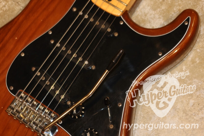 Fender ’77 Stratocaster
