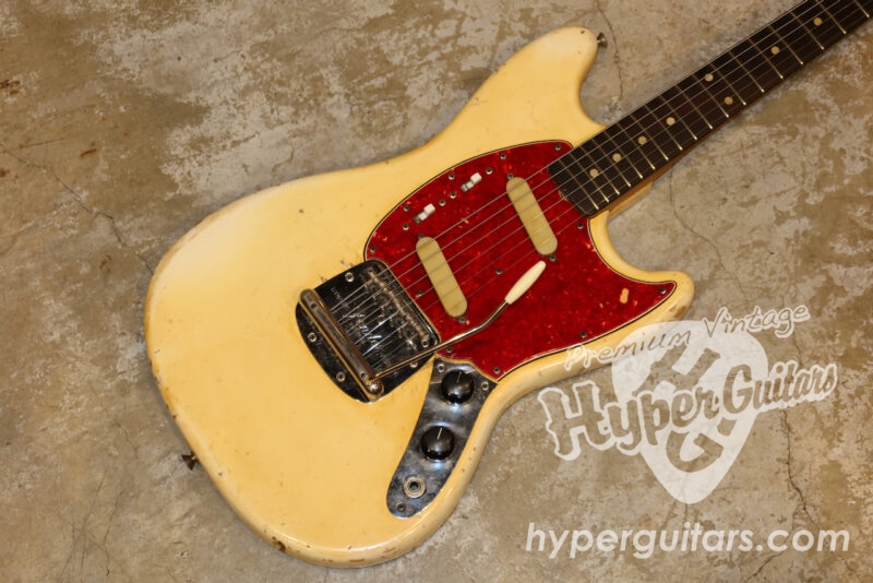 Fender ’65 Mustang