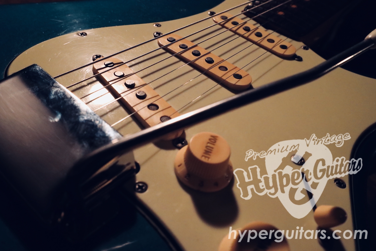 エレキギターＶｉｎｔａｇｅ  ＱｕａＩｉｔｙａｎｄ  ｐｅｒｆｏｒｍａnｃｅ 深いLPB | ハイパーギターズ Hyper Guitars | ヴィンテージ