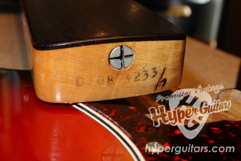 Fender ’73 Jazz Bass(Fretless Precision Bass Neck)