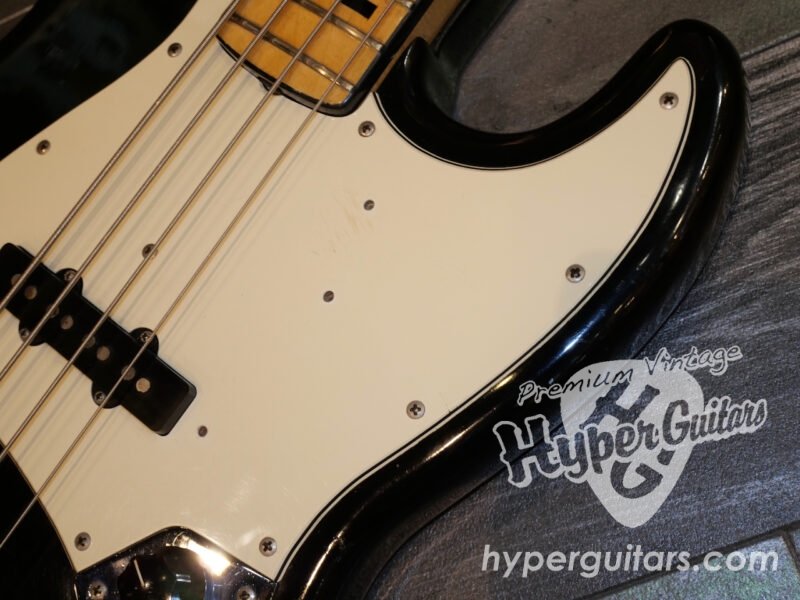 Fender ’72 Jazz Bass