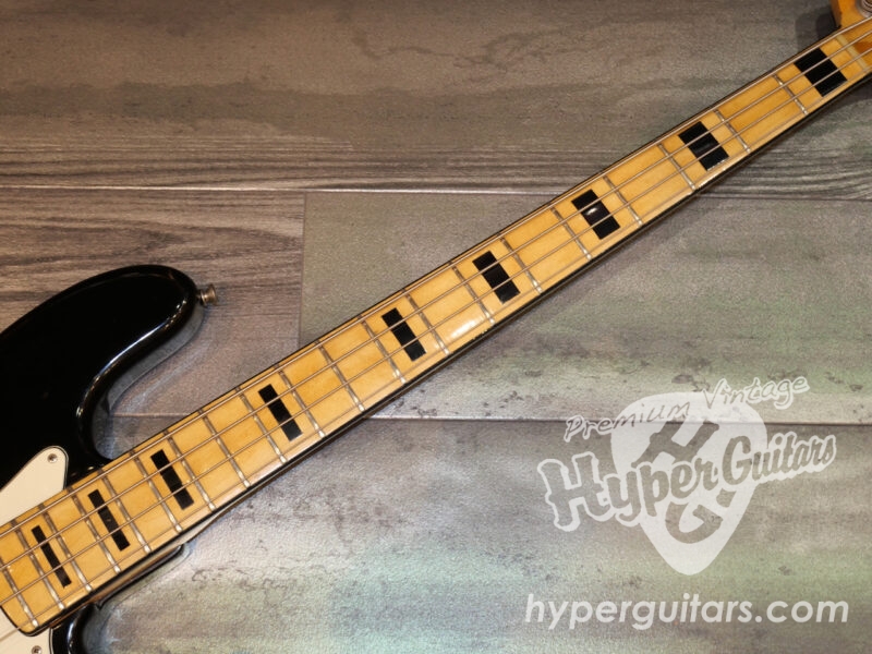 Fender ’72 Jazz Bass