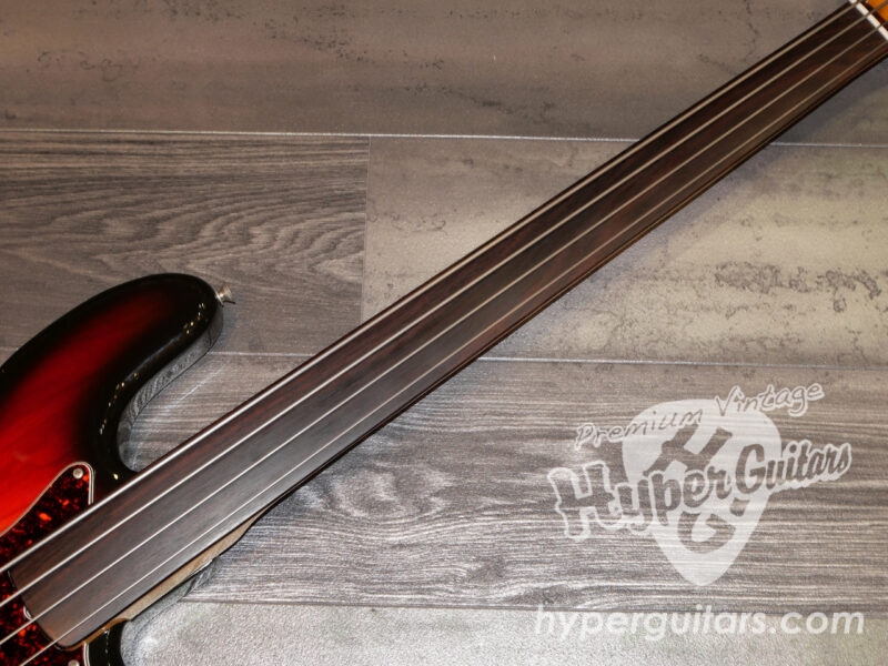 Fender ’73 Jazz Bass(Fretless Precision Bass Neck)