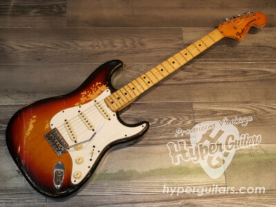 Fender ’71 Stratocaster Fender ’71 Stratocaster