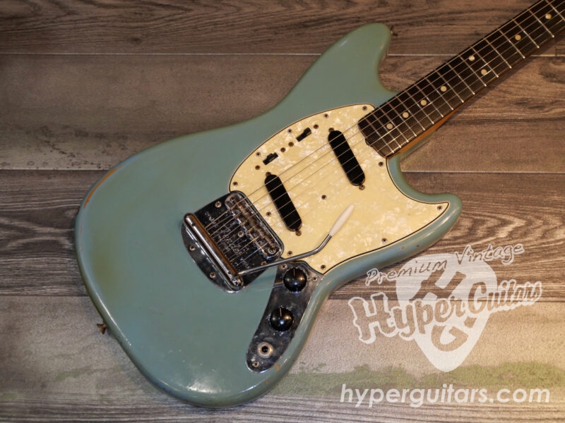 Fender ’66 Mustang