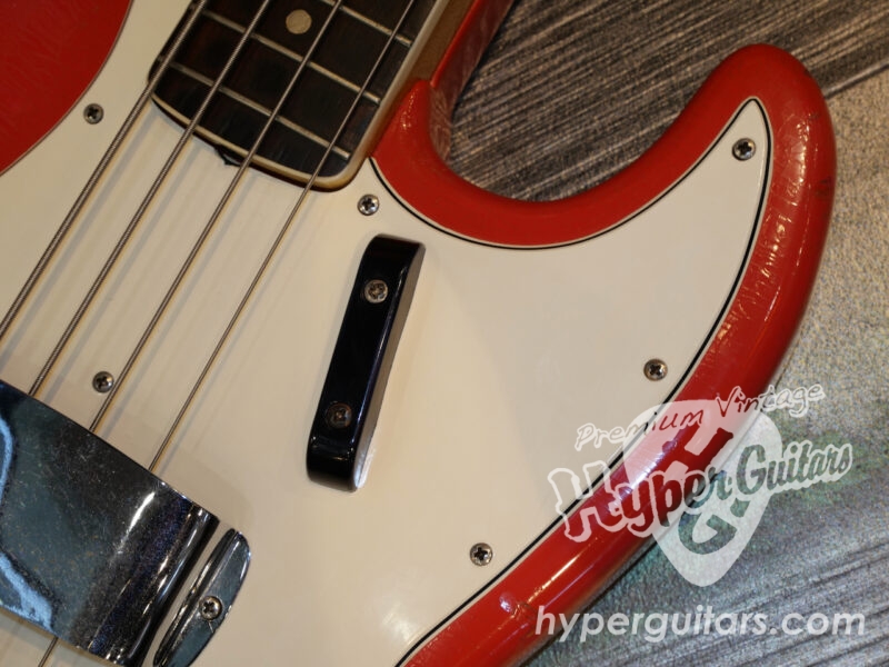 Fender ’66 Jazz Bass