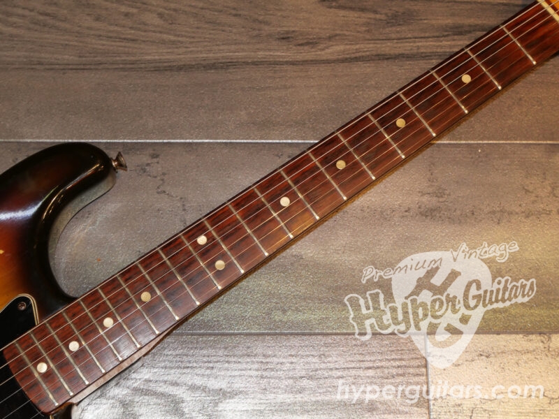 Fender ’77 Stratocaster