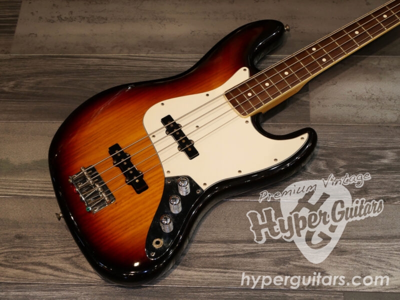 Fender ’83 Jazz Bass