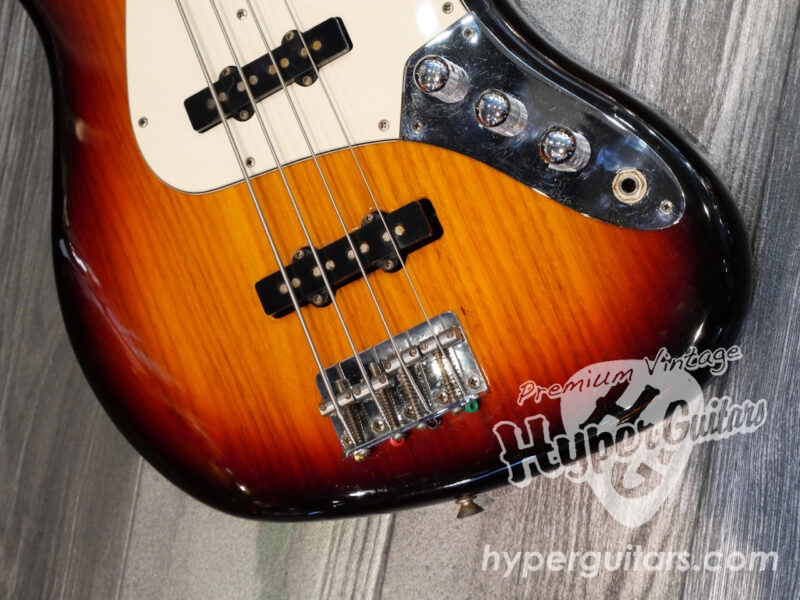 Fender ’83 Jazz Bass