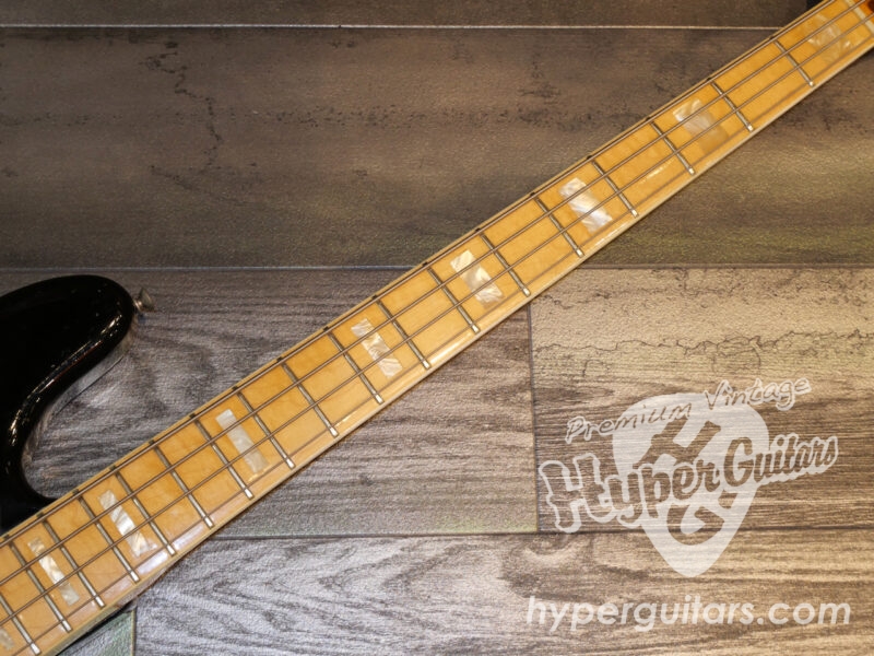 Fender ’73 Jazz Bass