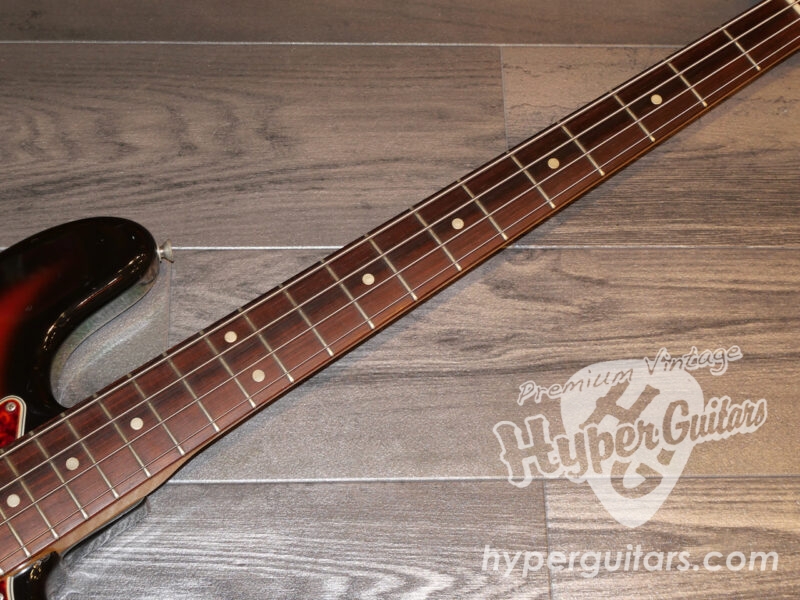 Fender ’65 Jazz Bass