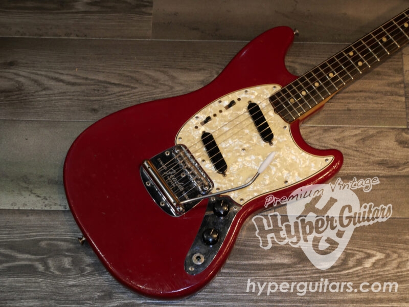 Fender ’66 Mustang