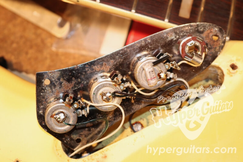 Fender ’73 Jazz Bass