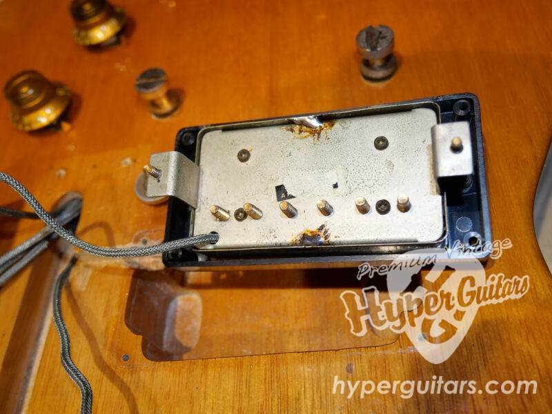 Max Guitars 90’s 1958 Explorer “Korina Replica”