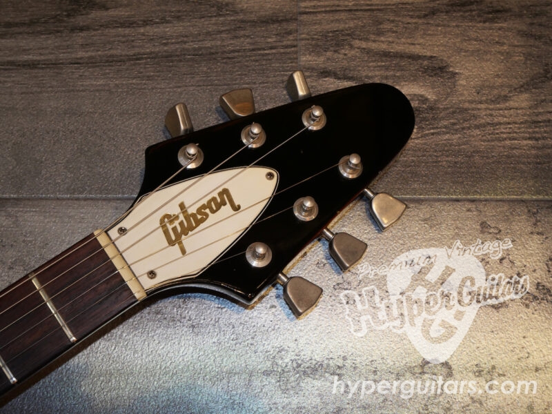 Gibson ’76 Flying V