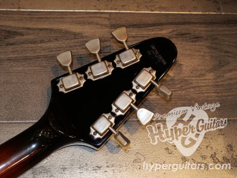 Gibson ’76 Flying V