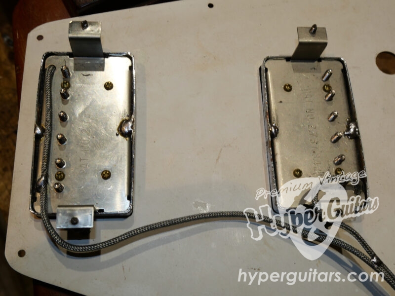 Gibson ’75 Flying V