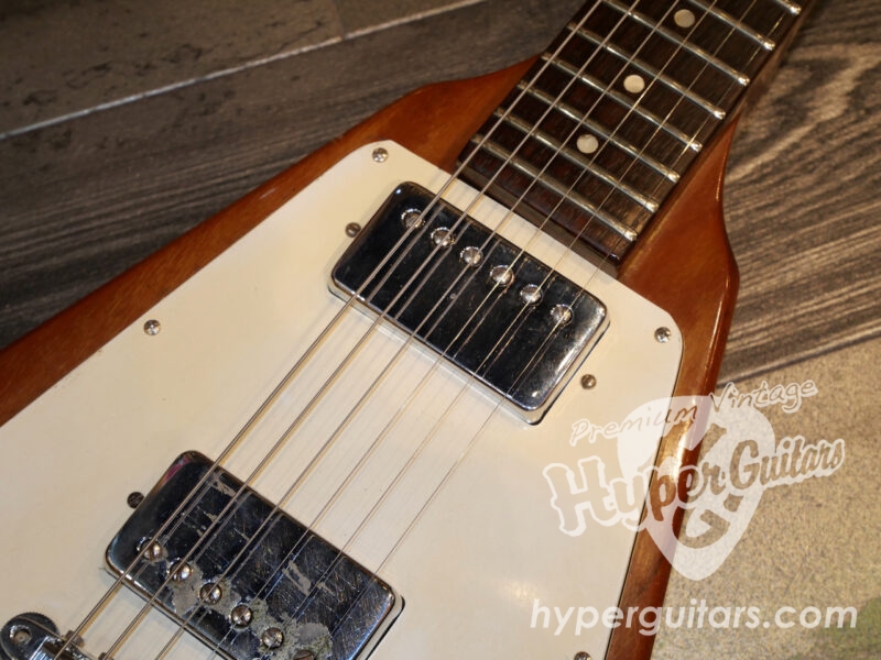 Gibson ’75 Flying V