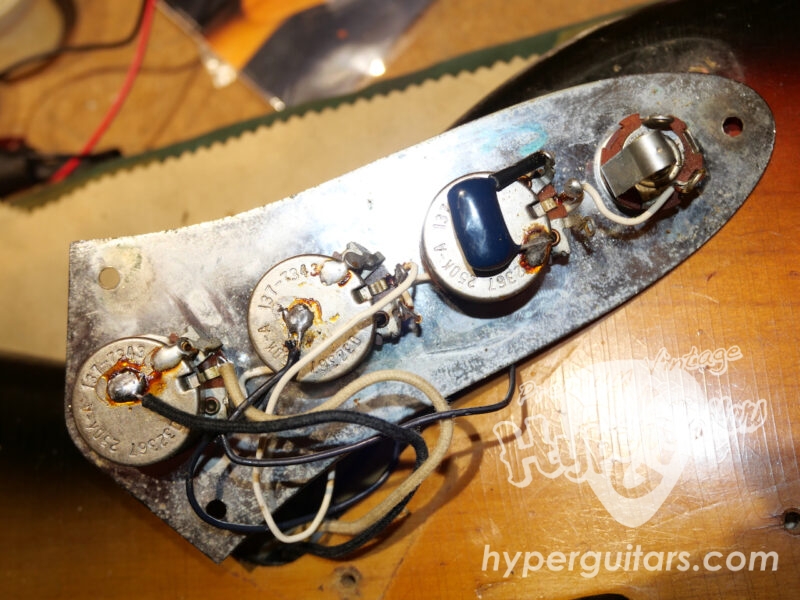 Fender ’74 Jazz Bass