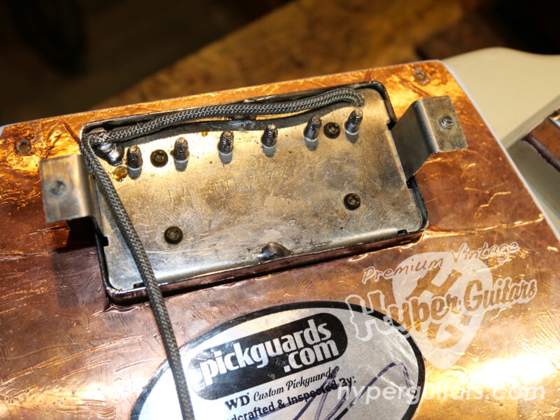 Gibson ’77 Flying V