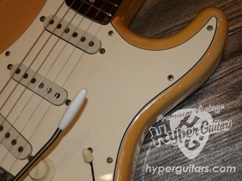 Fender ’75 Stratocaster