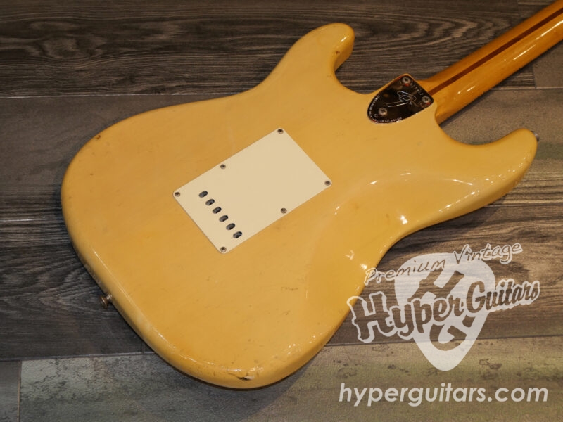 Fender ’75 Stratocaster