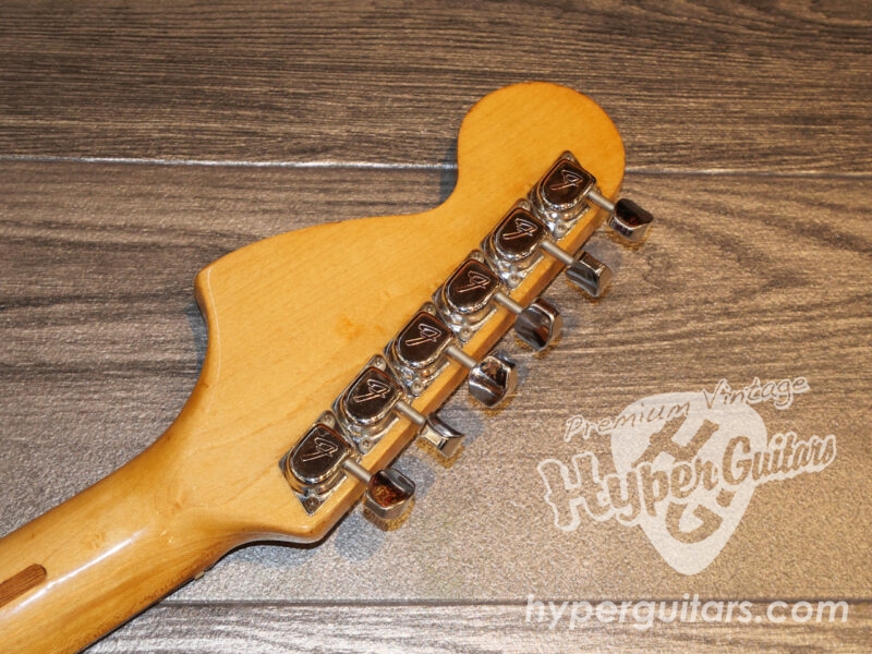 Fender ’75 Stratocaster