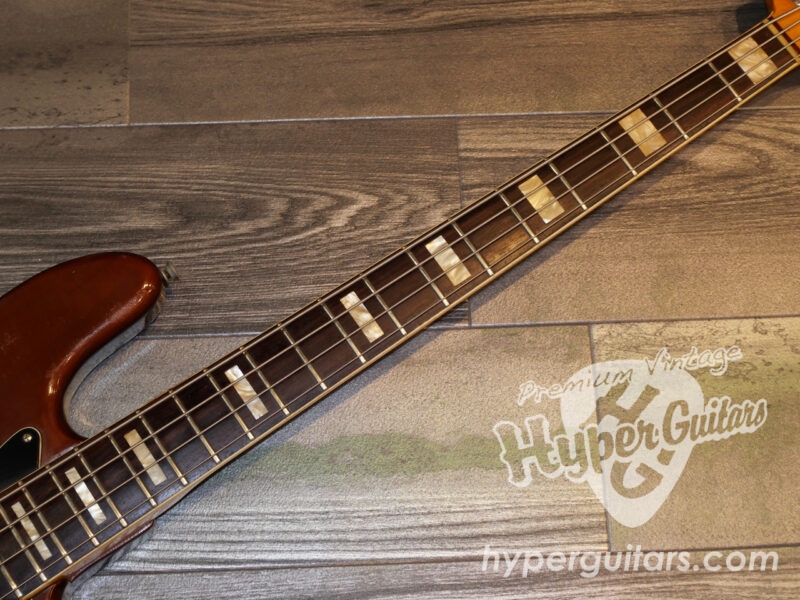 Fender ’74 Jazz Bass