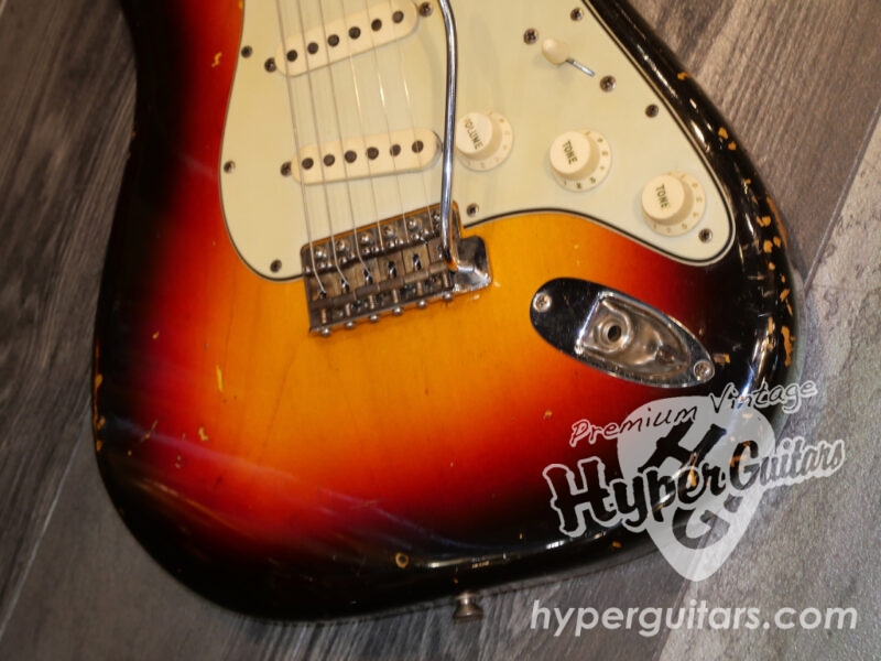 Fender ’64 Stratocaster