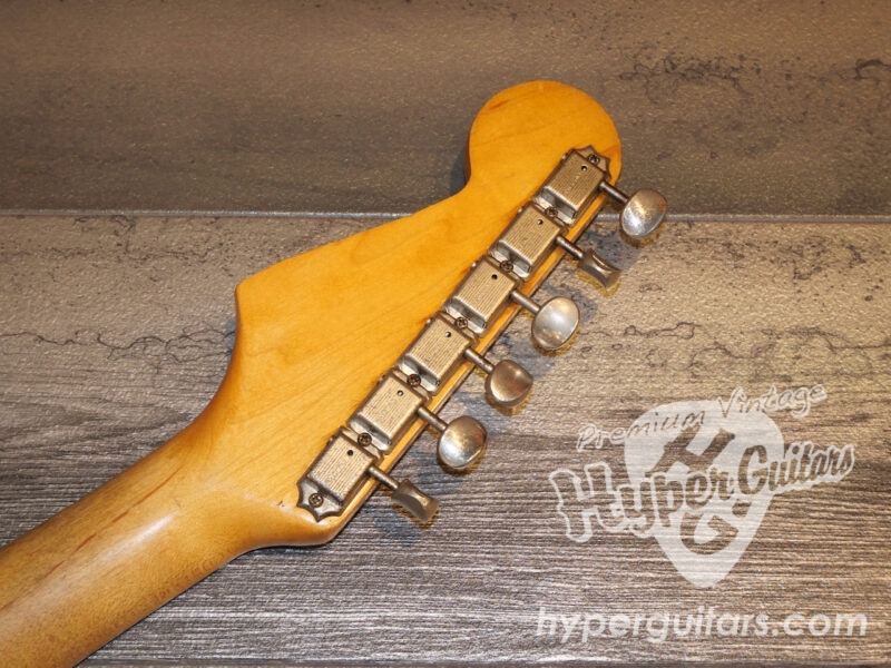 Fender ’64 Stratocaster