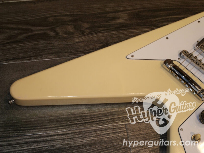 Gibson ’77 Flying V