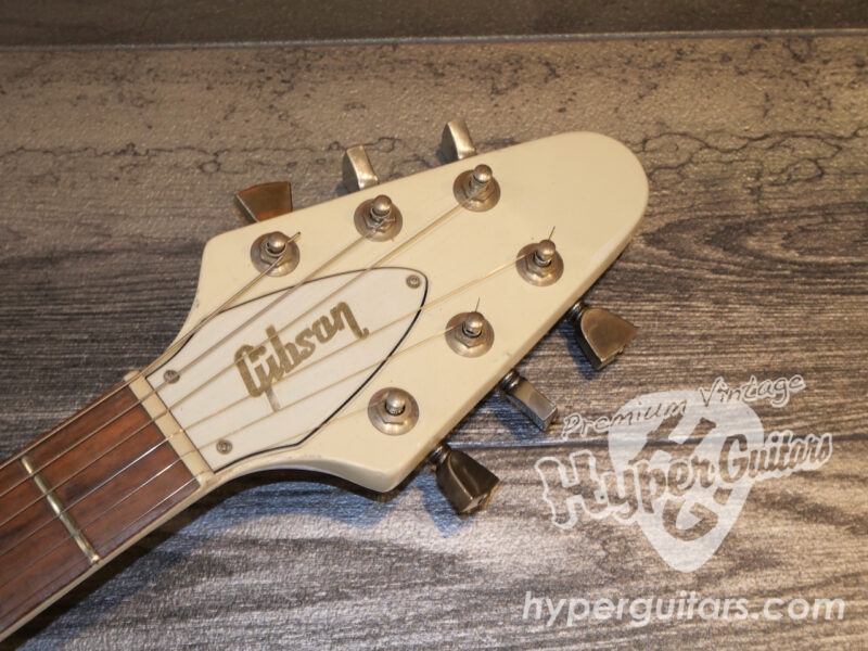 Gibson ’77 Flying V